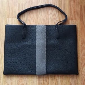 Vince Camuto Tote NWT Vegan